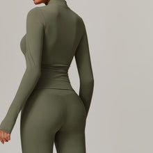 Evolve Long Sleeve Zippy