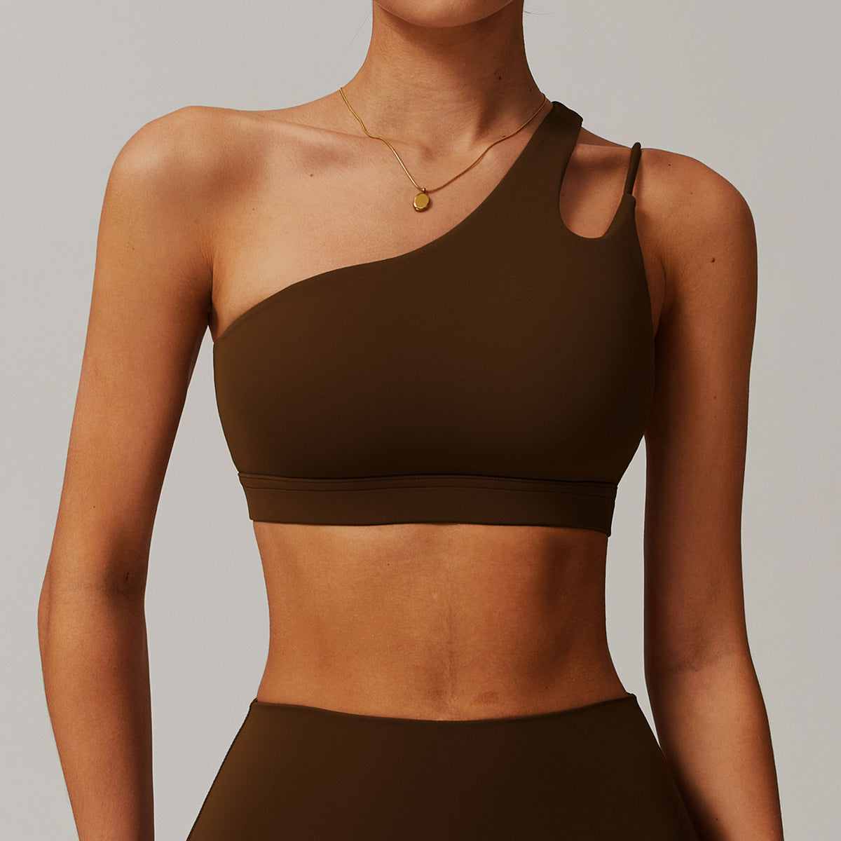selora sports bra